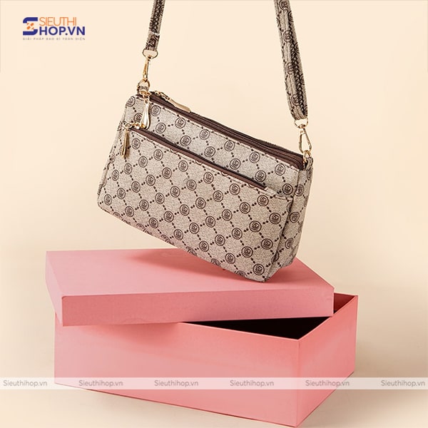 In hộp giấy đựng túi xách