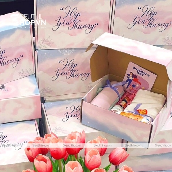 In hộp giấy đựng quà tặng 8/3, 20/10